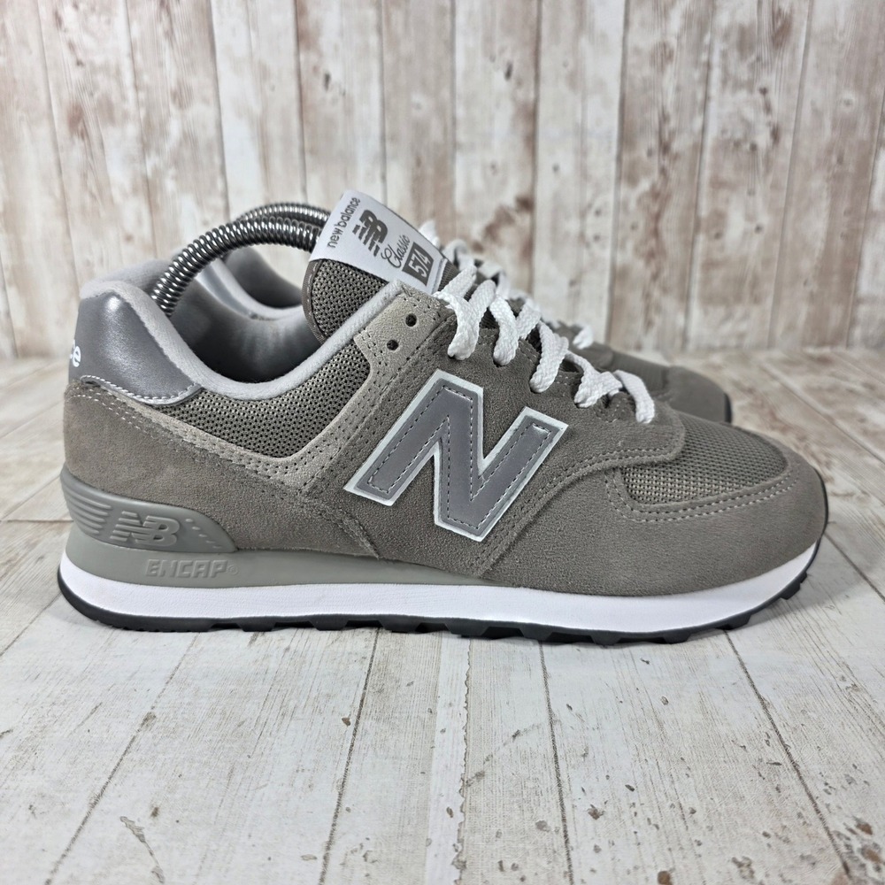 New Balance 574 Classic Mens Grey Suede Low Top Sneakers ML574EGG Size 7.5